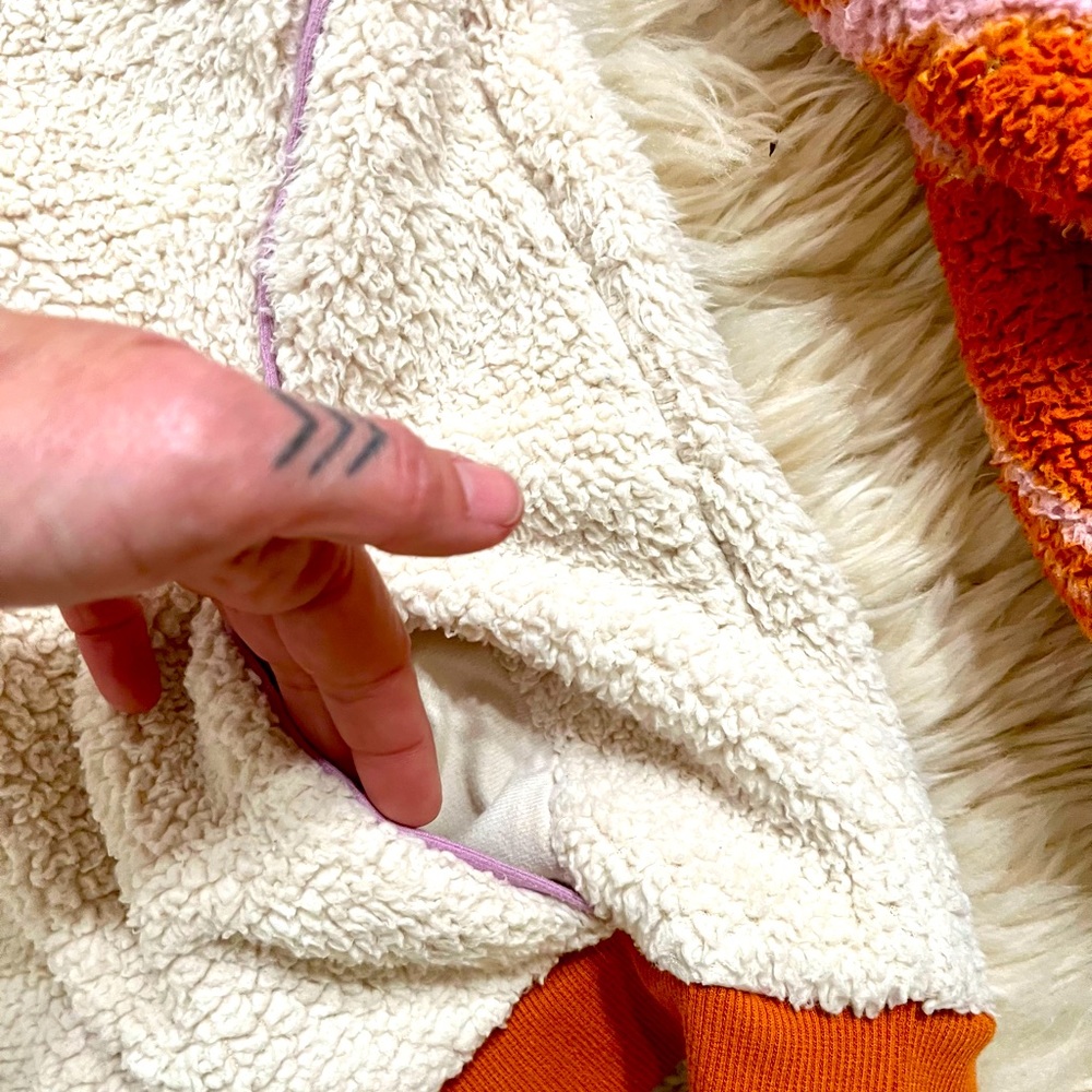 Athleta Girl Sherpa Fleece, size girls 12 (L) - Picture 3 of 5